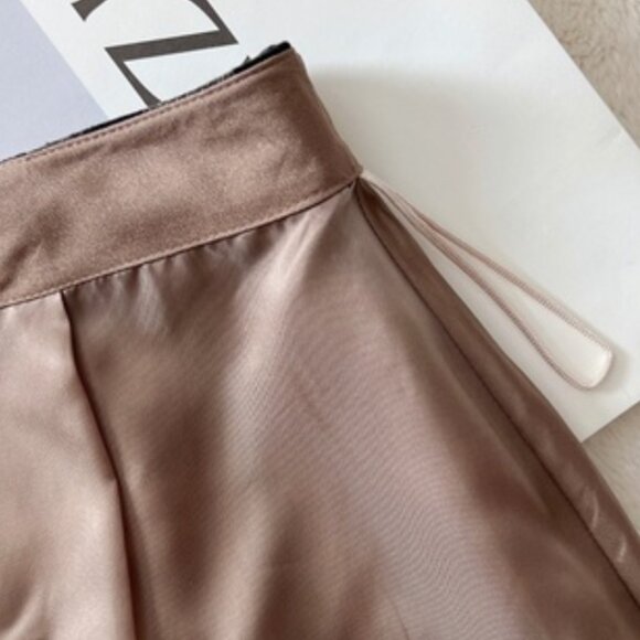 Aritzia Plaid Wool Blend Mini Skirt - Picture 6 of 6